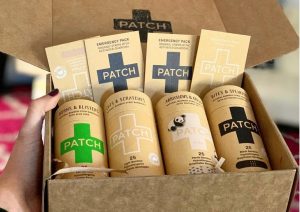 PATCH 系列產品有添加椰子油、蘆薈、活性碳等不同功能的繃帶產品。來源：PATCH twitter